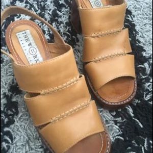 Vintage Real leather shoes (size 7)